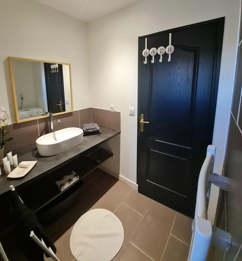 Le Repaire Du Soleil Apartment เอก-มอร์ต ภายนอก รูปภาพ